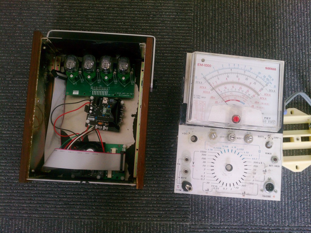 中身を取り出して位置決めしちゃいましょう。