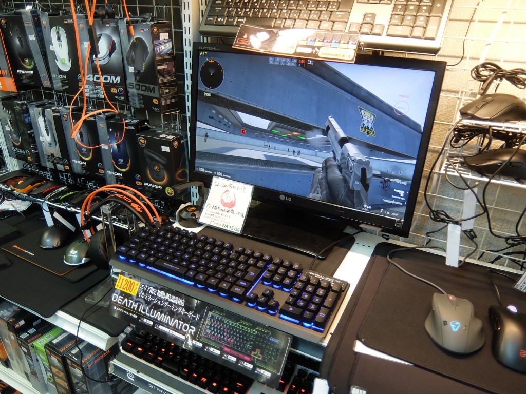 アークさんで先行展示、予約開始です！